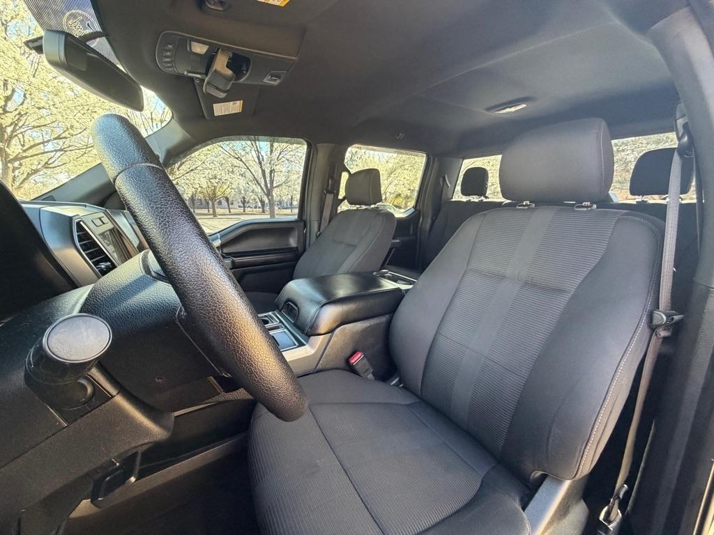 Ford F-150 XLT SuperCrew 4WD 2016