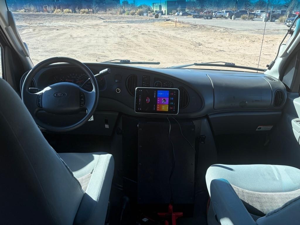 Ford Econoline  2004