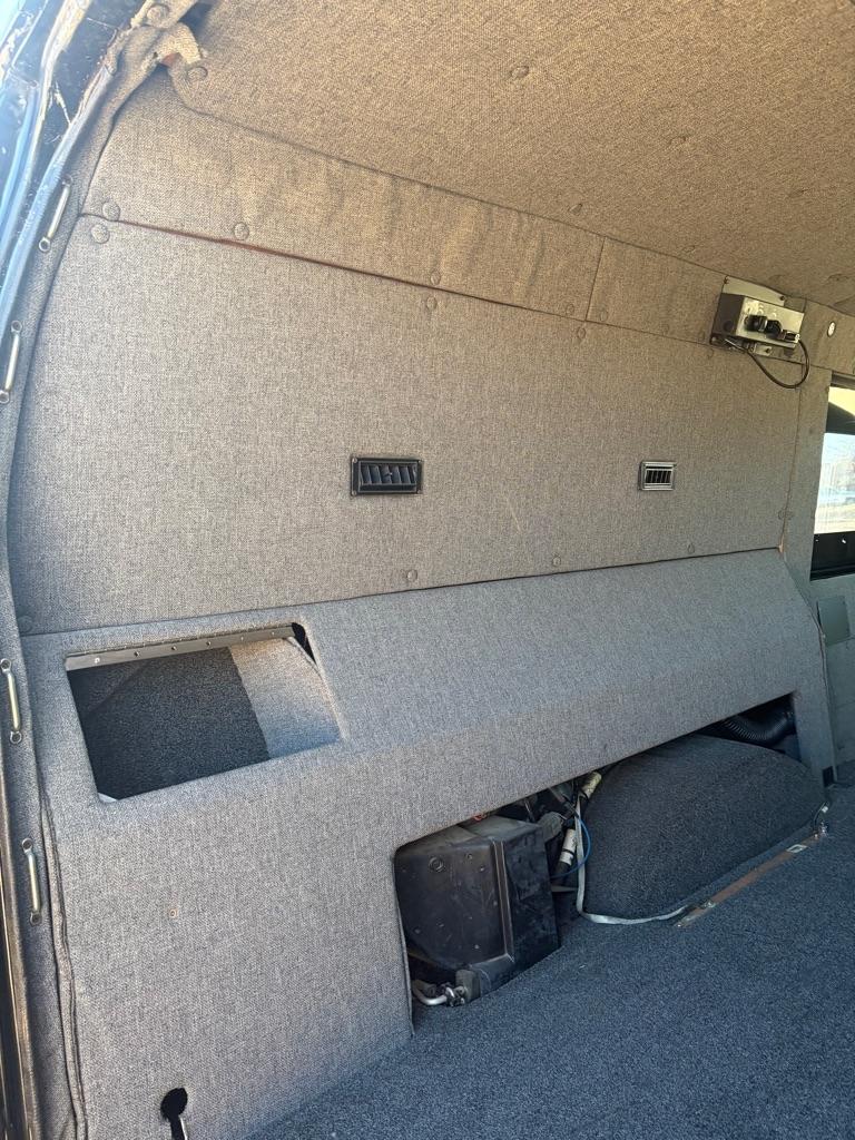 Ford Econoline  2004