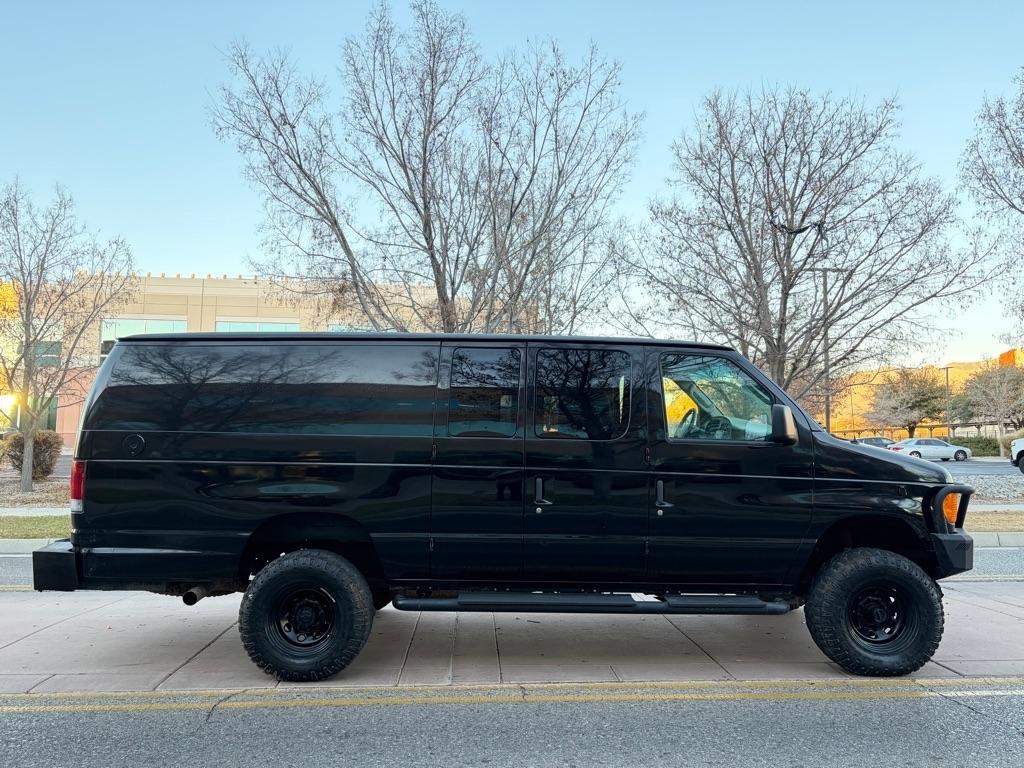 Ford Econoline  2004