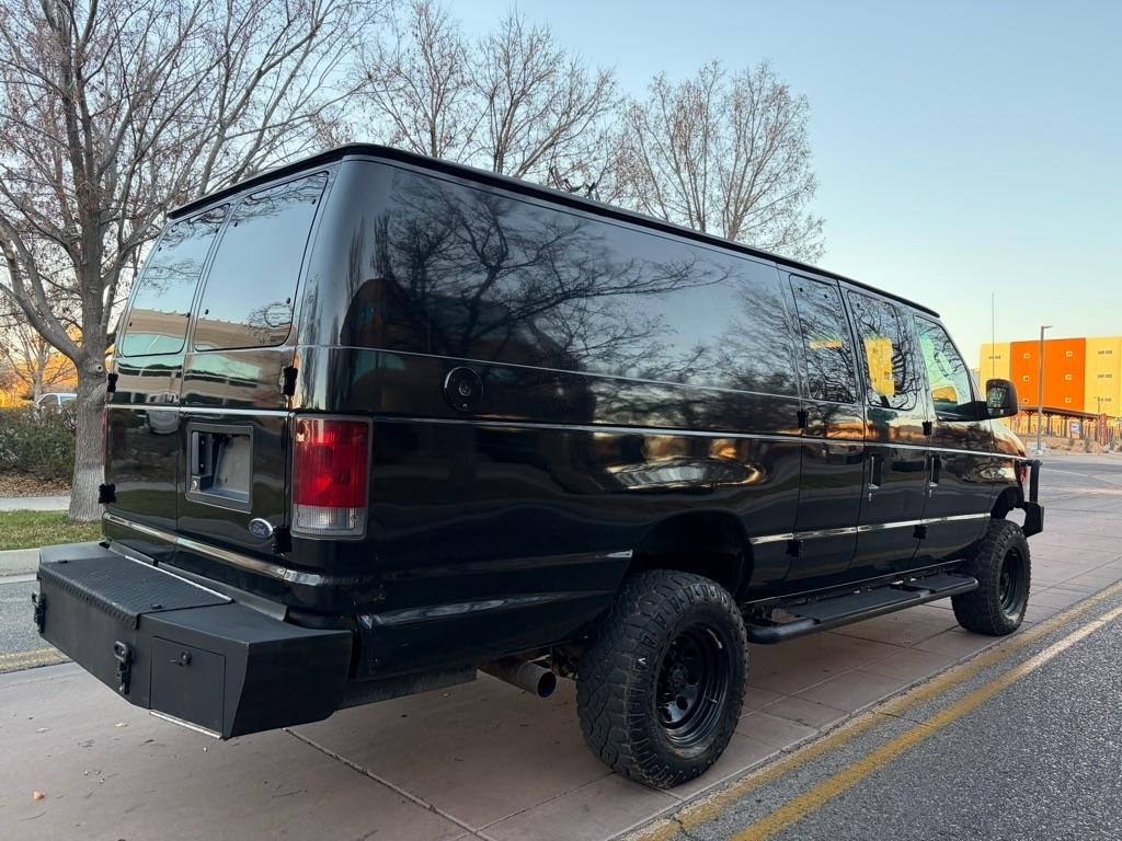 Ford Econoline  2004