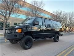 2004 Ford Econoline 