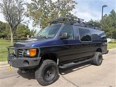 2004 Ford Econoline 