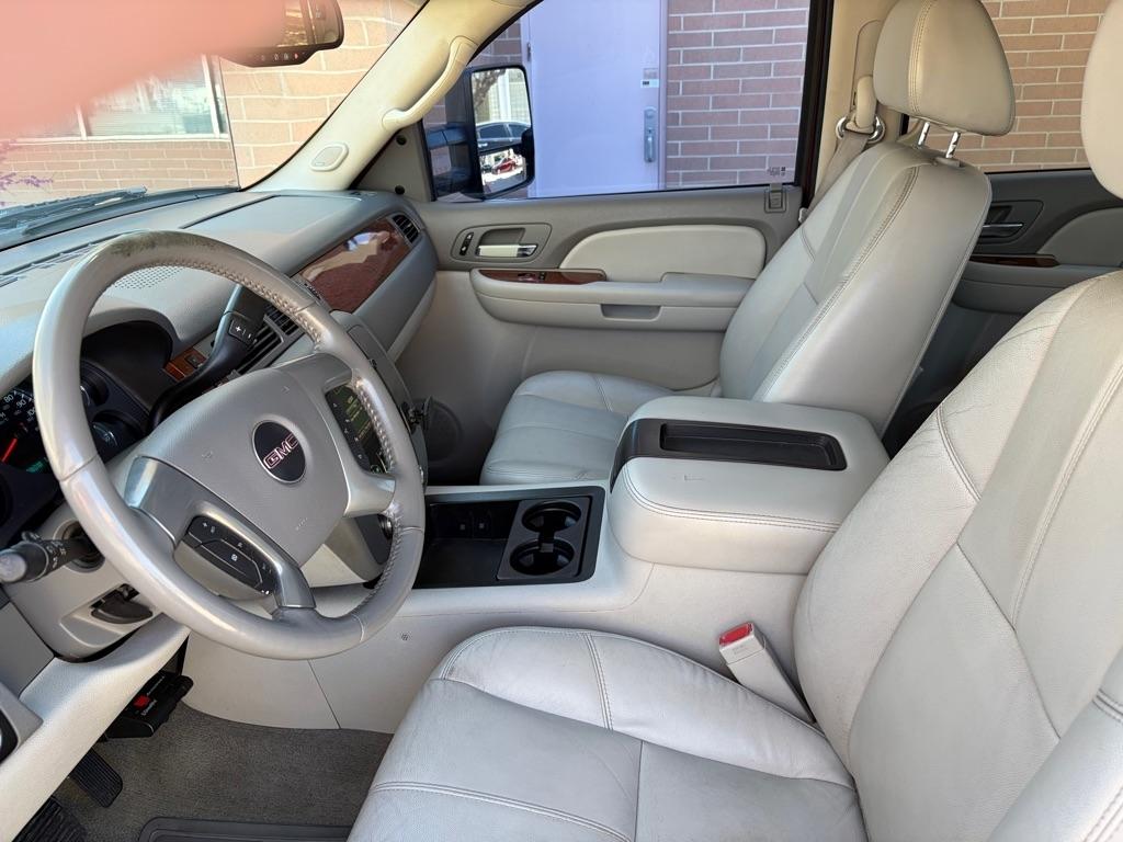 GMC Sierra 2500HD 4WD Crew Cab 153.7" Work Truck 2008