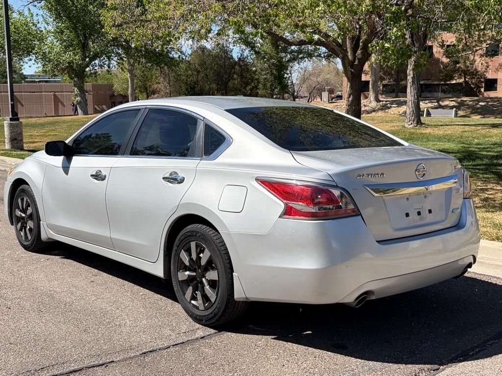 Nissan Altima  2014