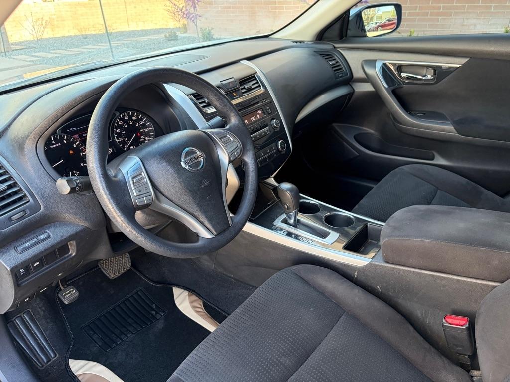 Nissan Altima  2014
