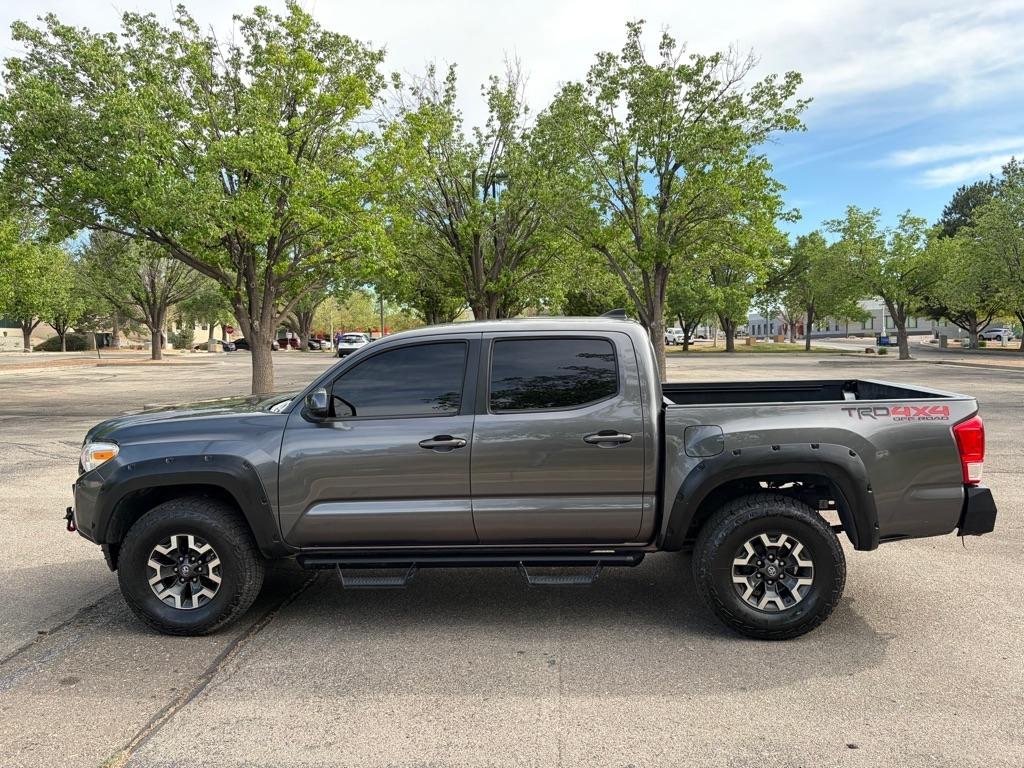 Toyota Tacoma  2017