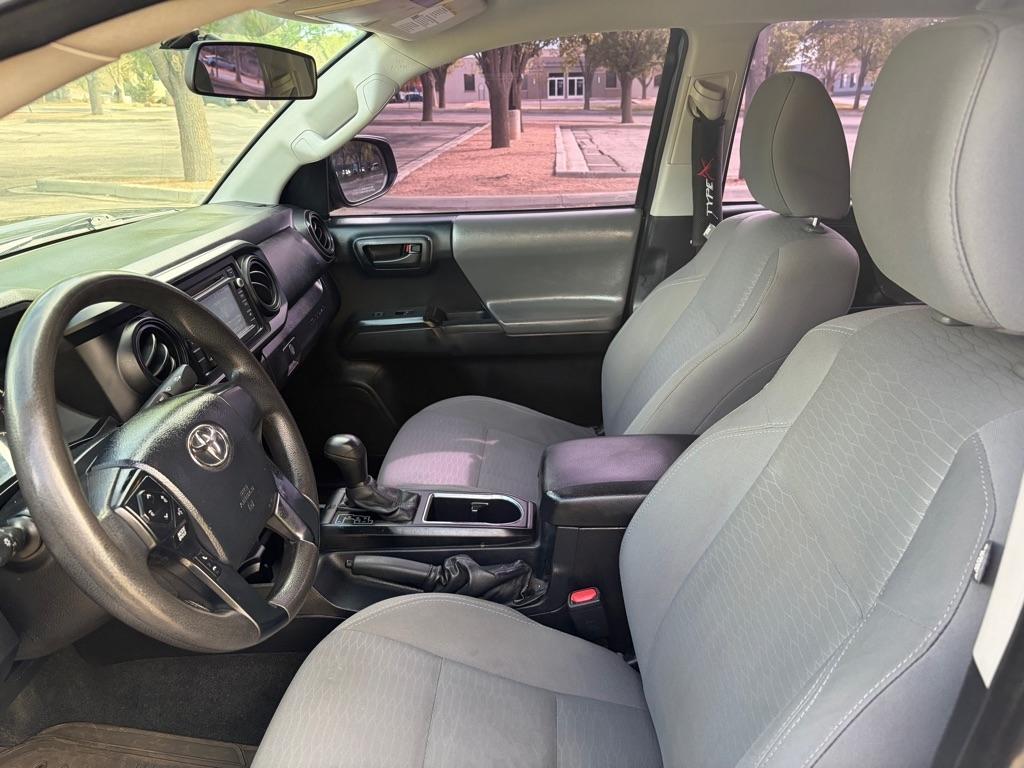 Toyota Tacoma  2017
