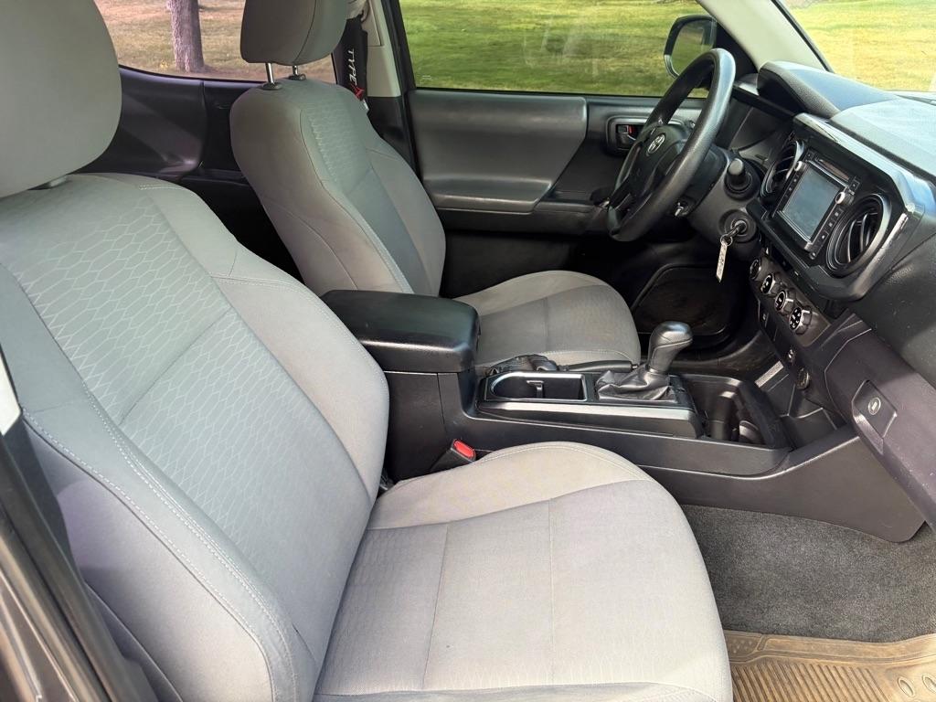 Toyota Tacoma  2017