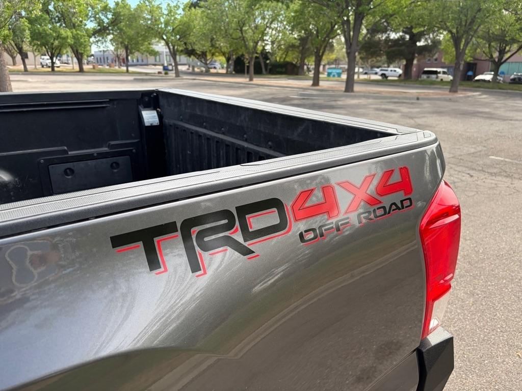 Toyota Tacoma  2017