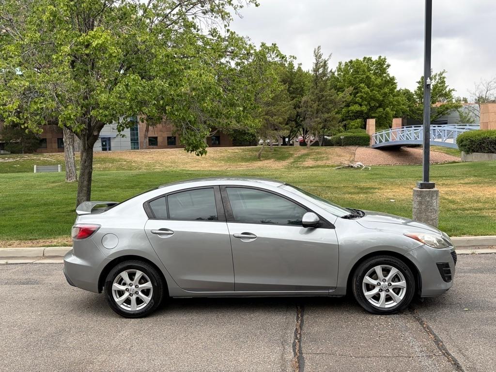 Mazda MAZDA3  2010