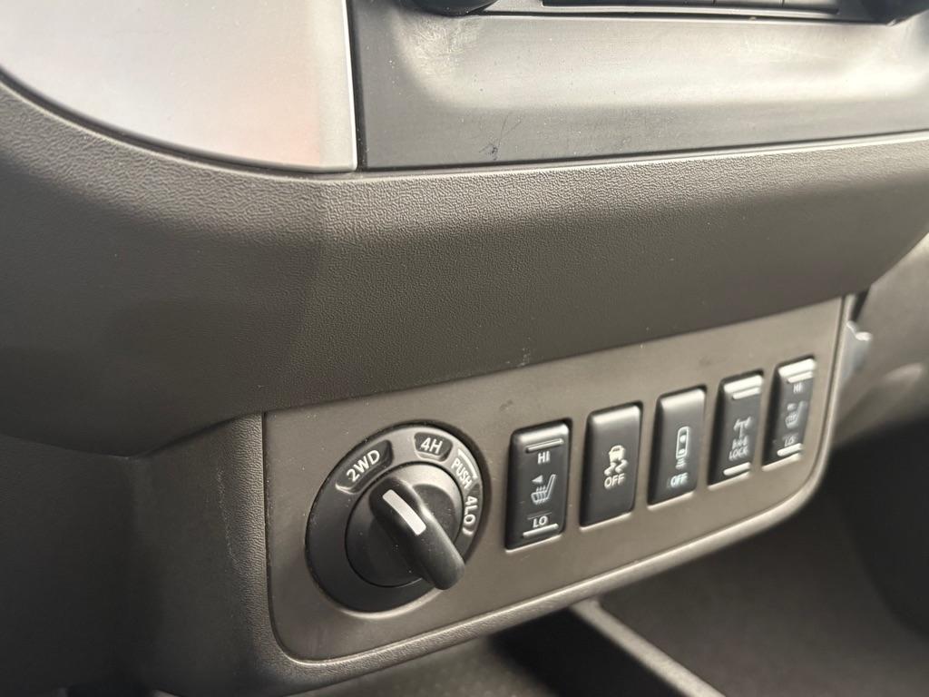 Nissan Frontier  2016