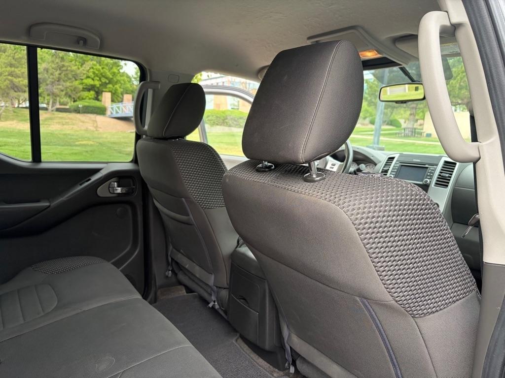 Nissan Frontier  2016