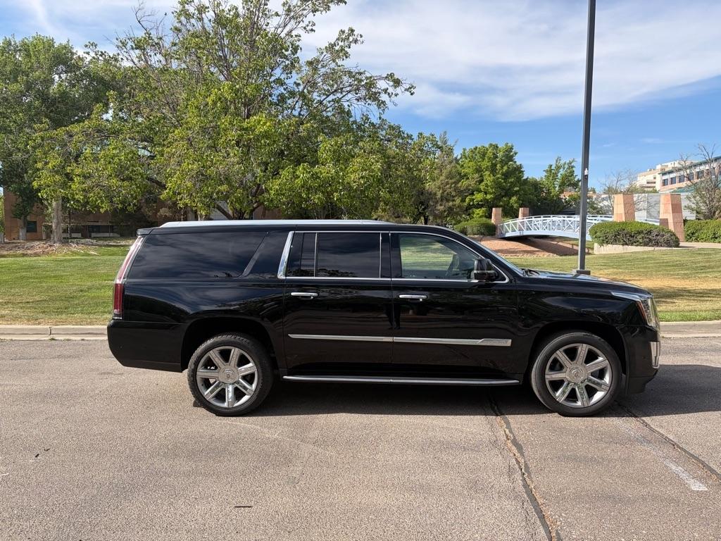 Cadillac Escalade  2017