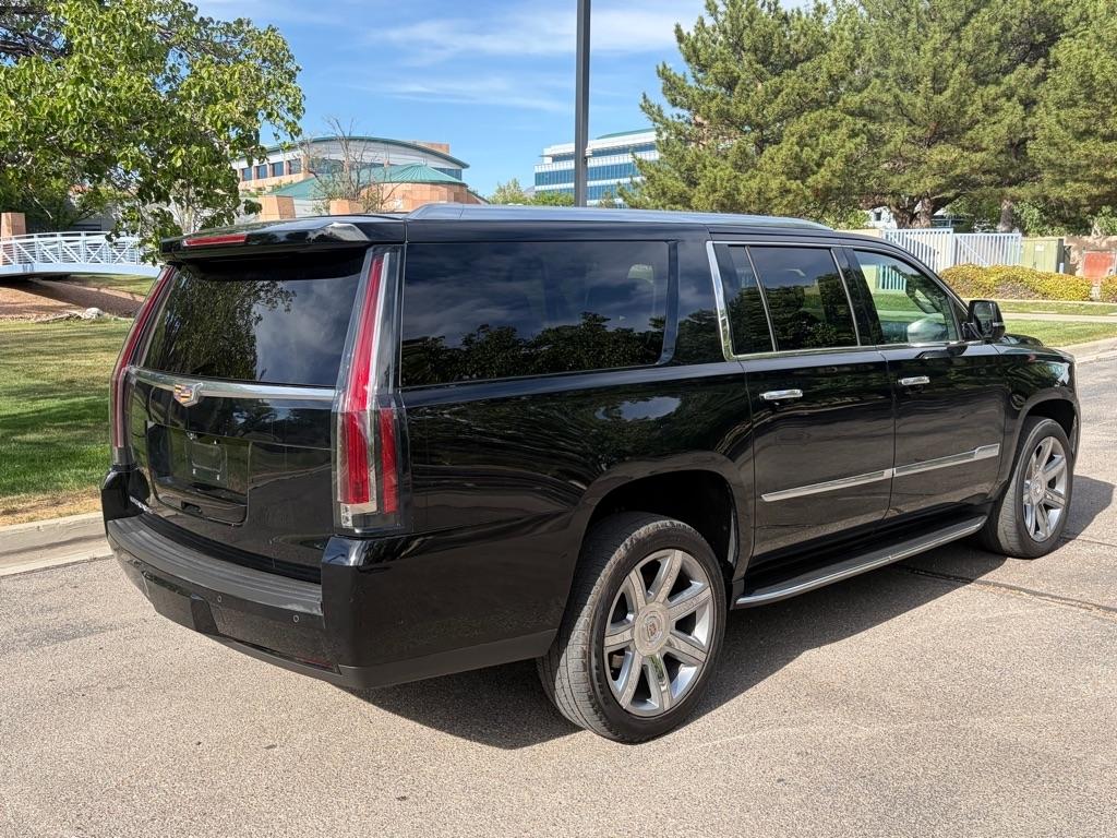 Cadillac Escalade  2017