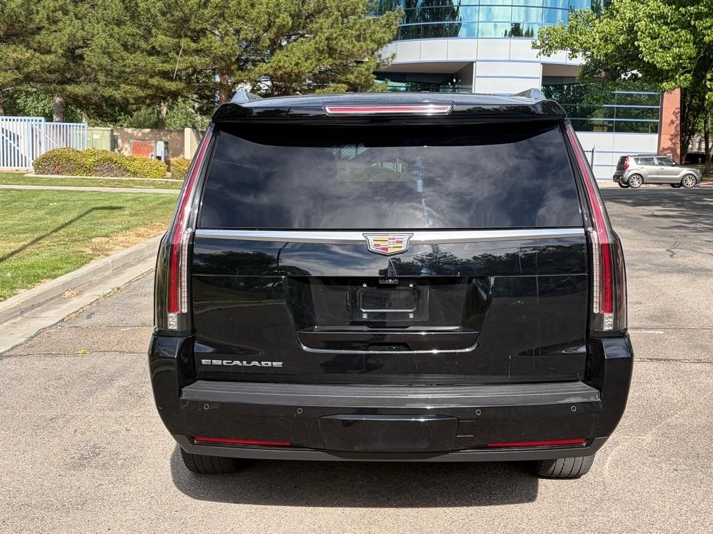 Cadillac Escalade  2017