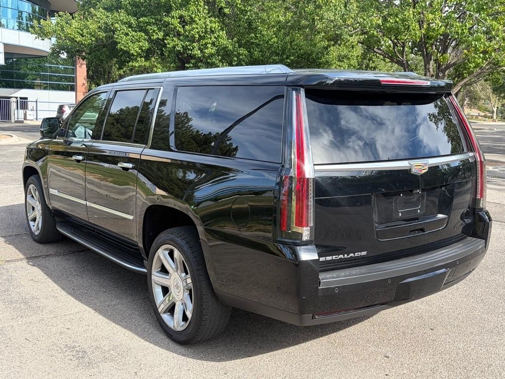 Cadillac Escalade  2017