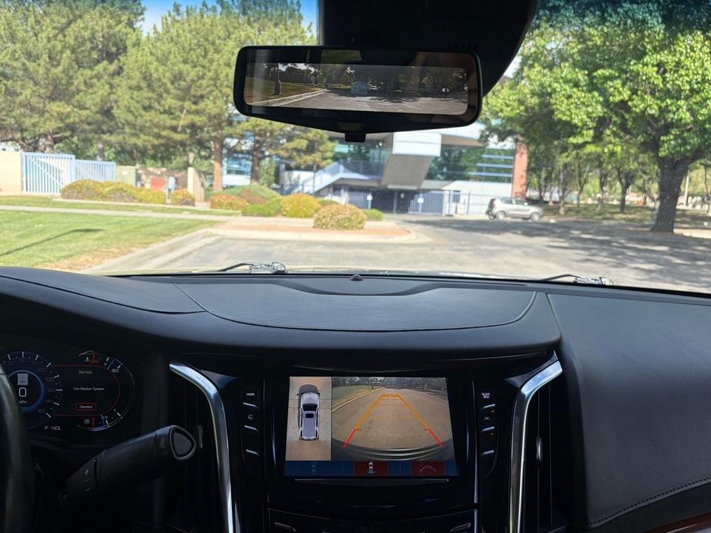 Cadillac Escalade  2017