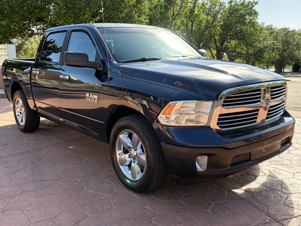 RAM 1500 SLT 2015