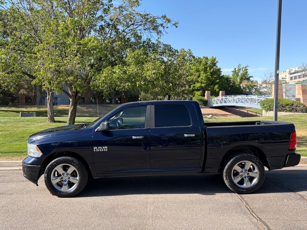RAM 1500 SLT 2015