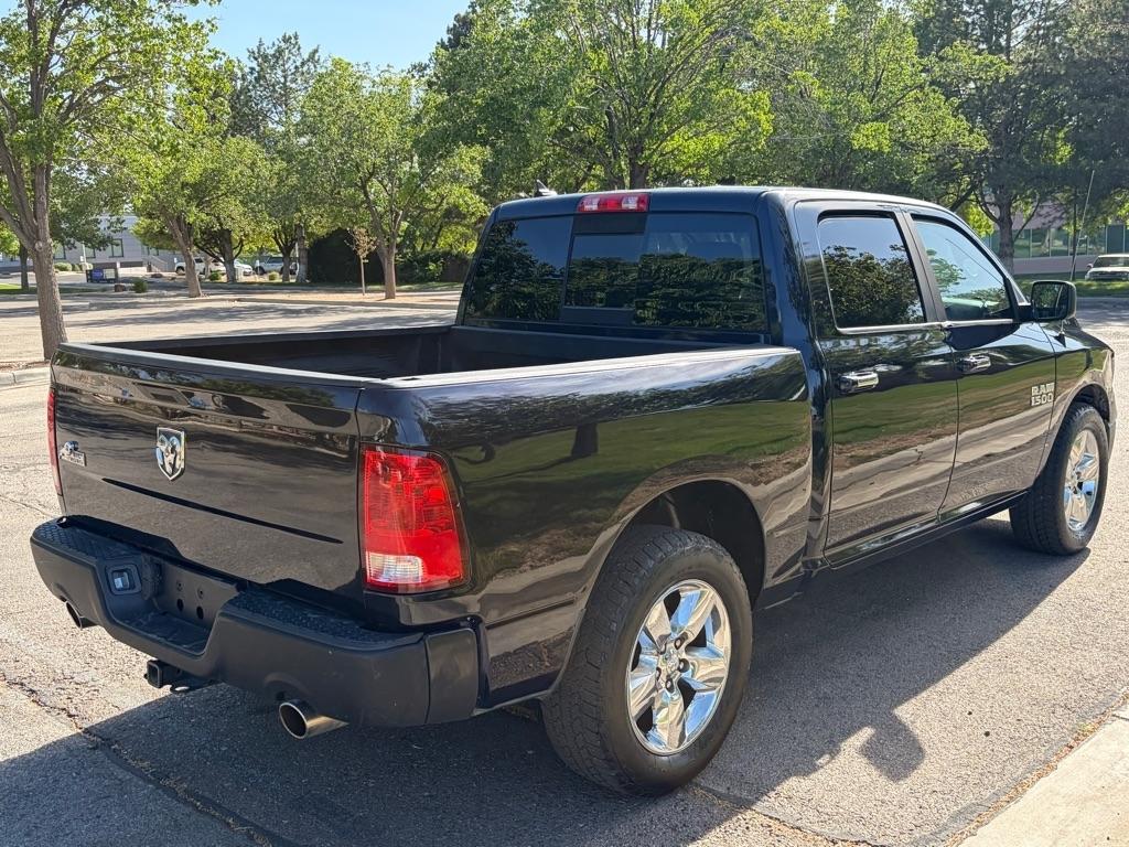 RAM 1500 SLT 2015