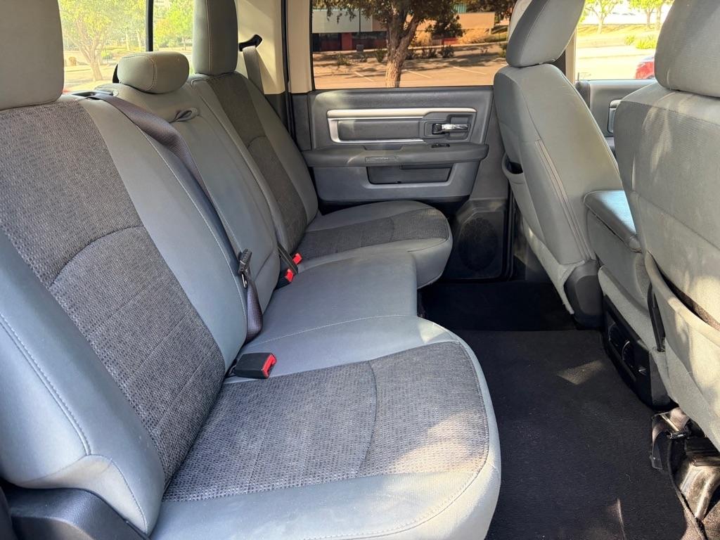 RAM 1500 SLT 2015