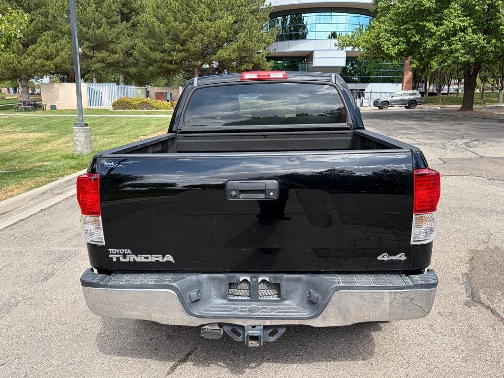Toyota Tundra 4WD CrewMax 145.7" 4.7L SR5 (Natl) 2012