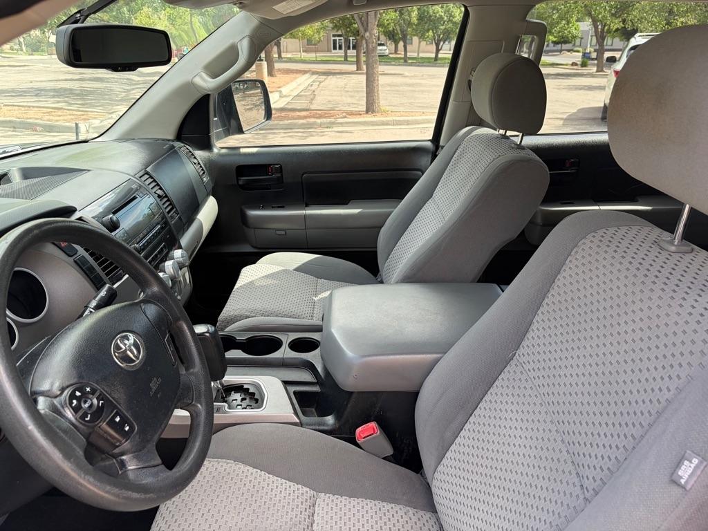 Toyota Tundra 4WD CrewMax 145.7" 4.7L SR5 (Natl) 2012
