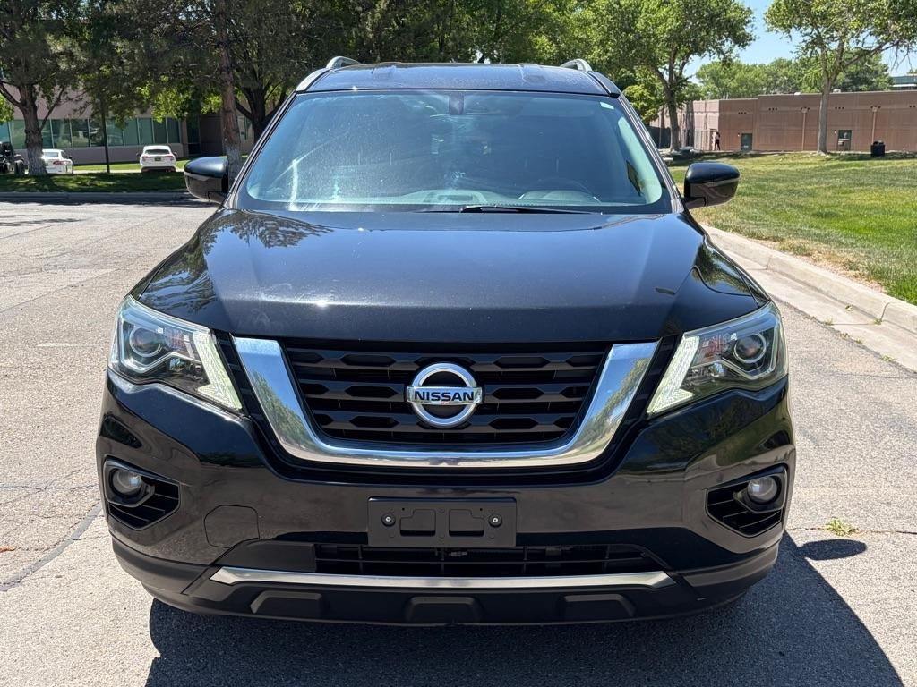 Nissan Pathfinder  2017
