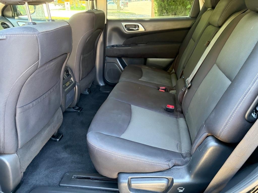 Nissan Pathfinder  2017