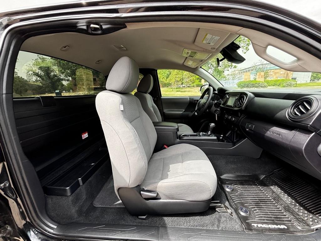 Toyota Tacoma  2018