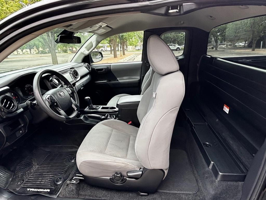 Toyota Tacoma  2018