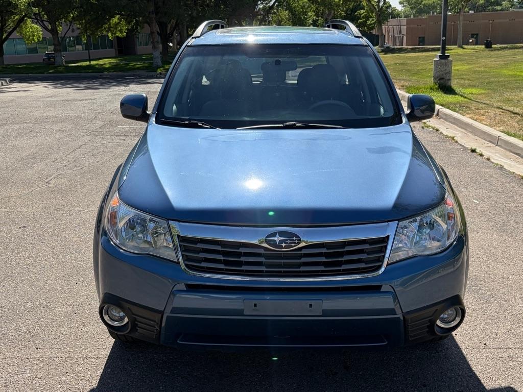 Subaru Forester  2010