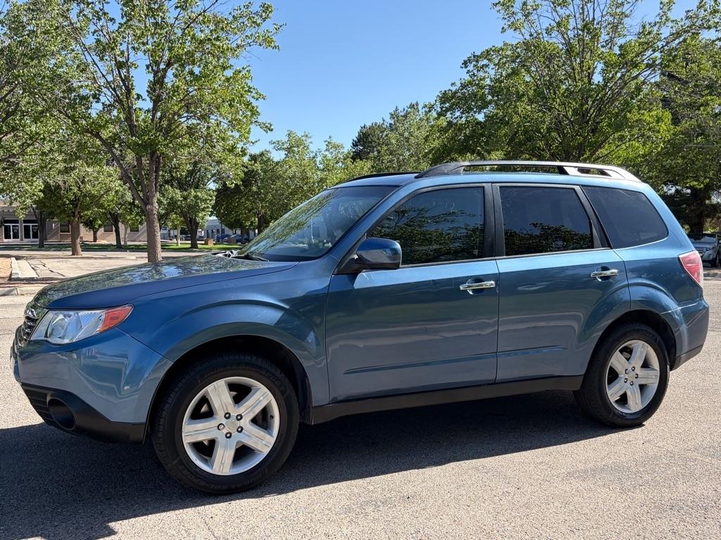 Subaru Forester  2010