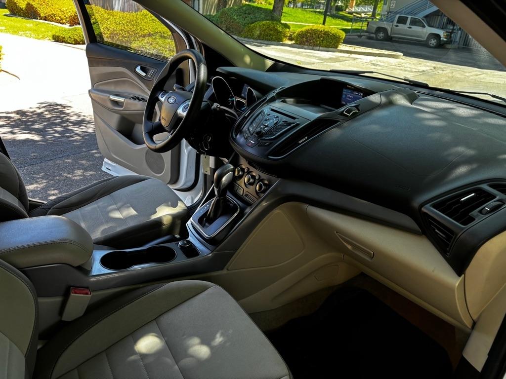 Ford Escape  2013