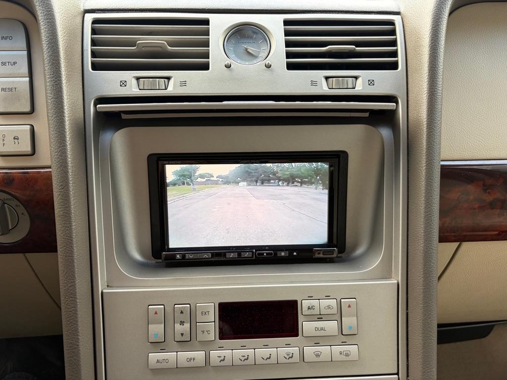 Lincoln Navigator  2004