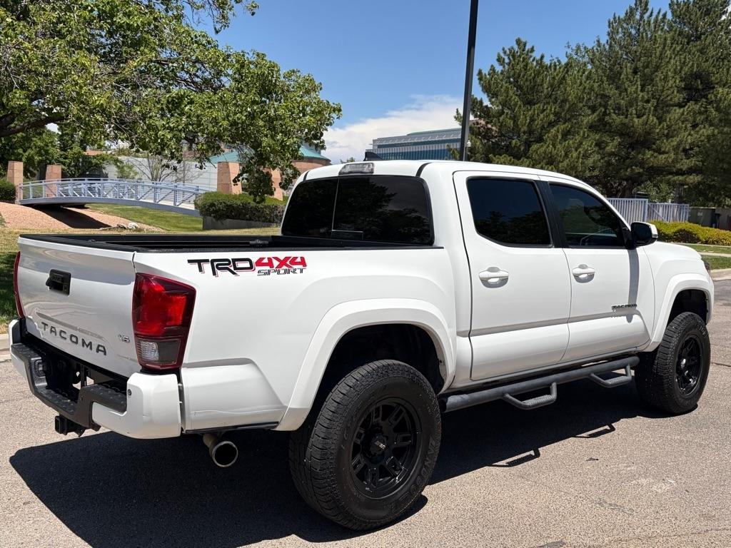 Toyota Tacoma  2018