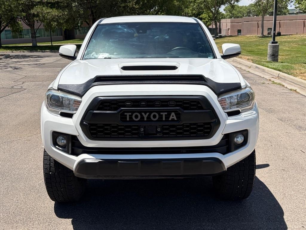 Toyota Tacoma  2018
