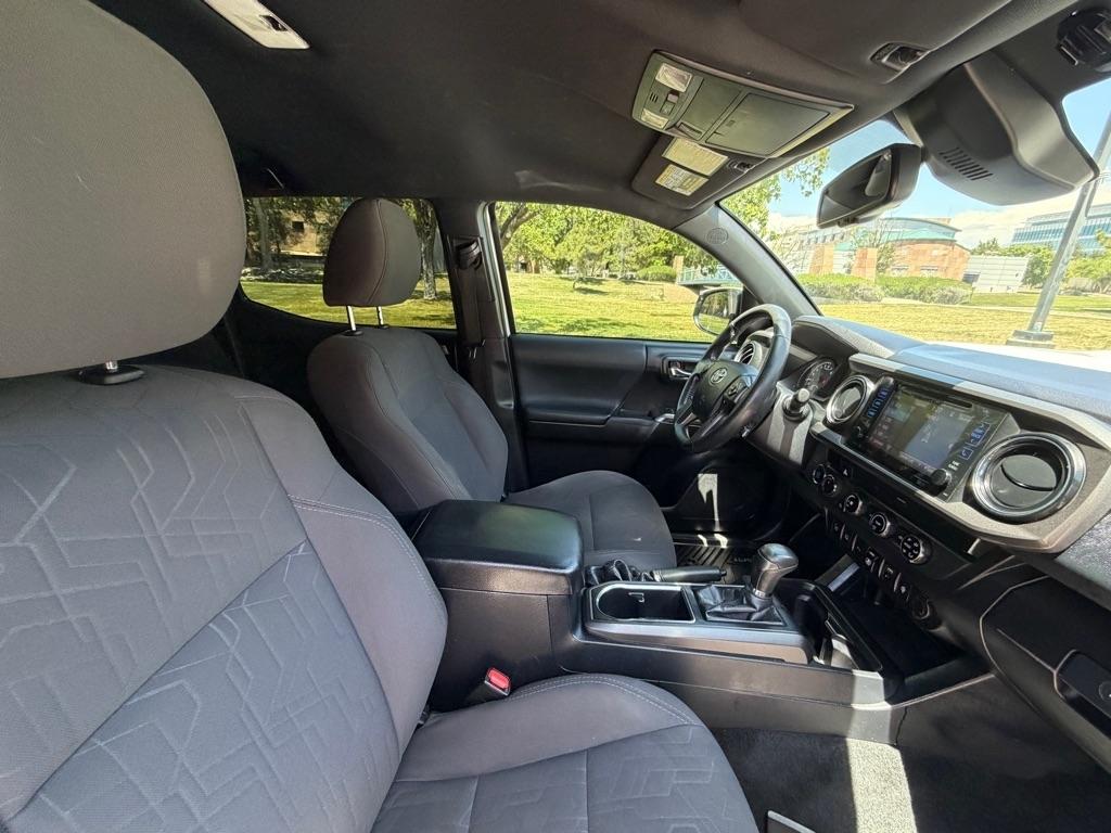 Toyota Tacoma  2018