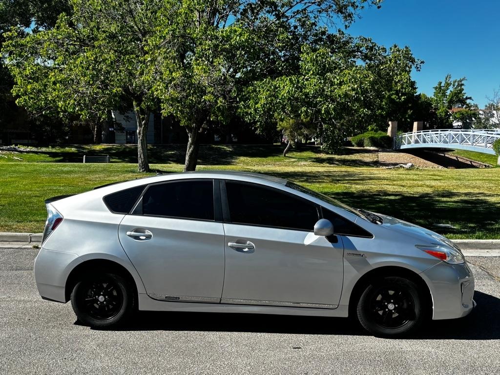 Toyota Prius  2015