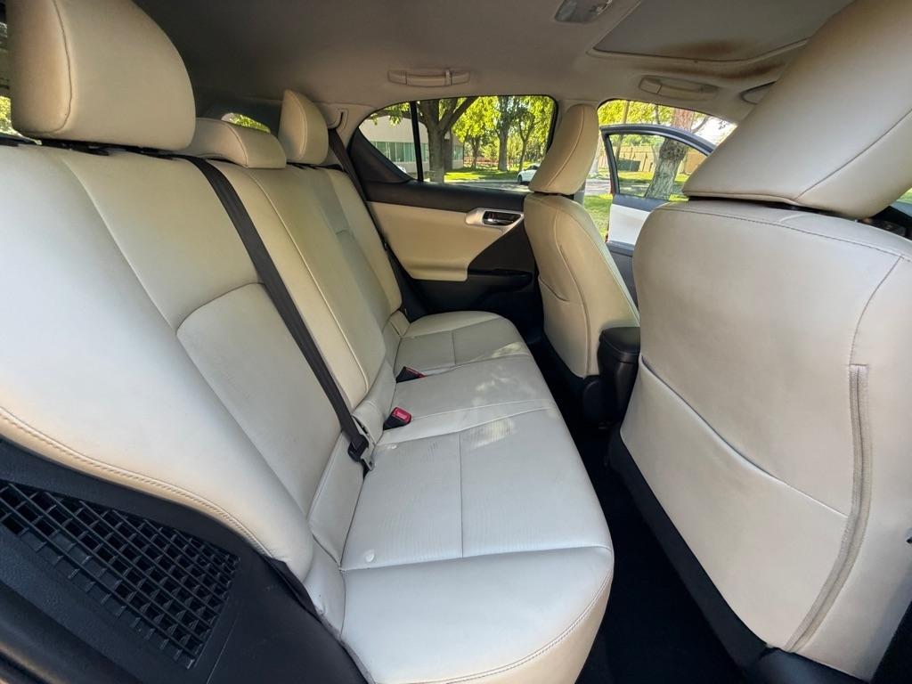 Toyota Prius  2015