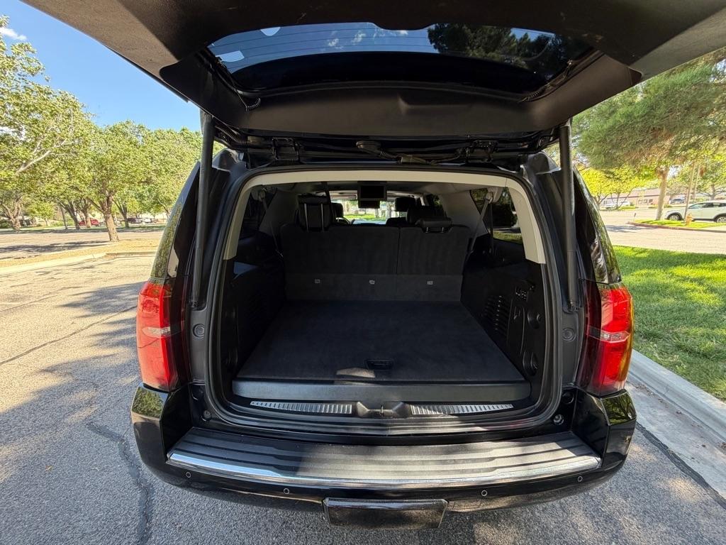 Chevrolet Suburban  2016