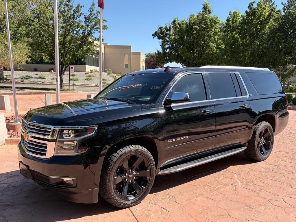 Chevrolet Suburban  2016