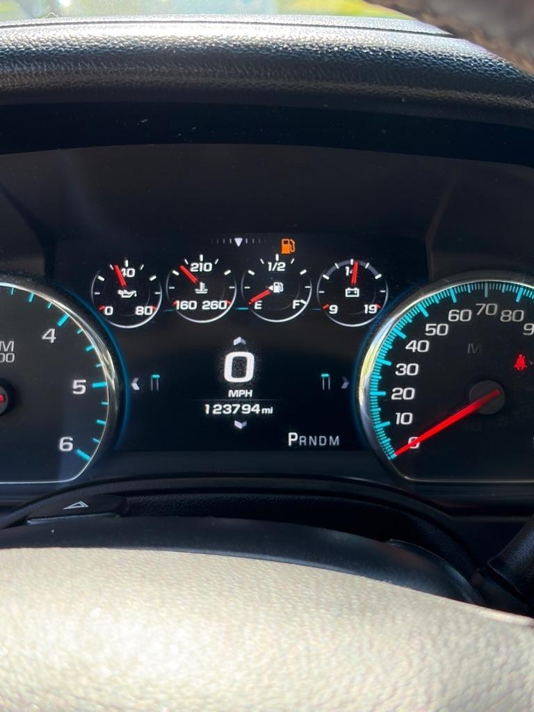 Chevrolet Suburban  2016