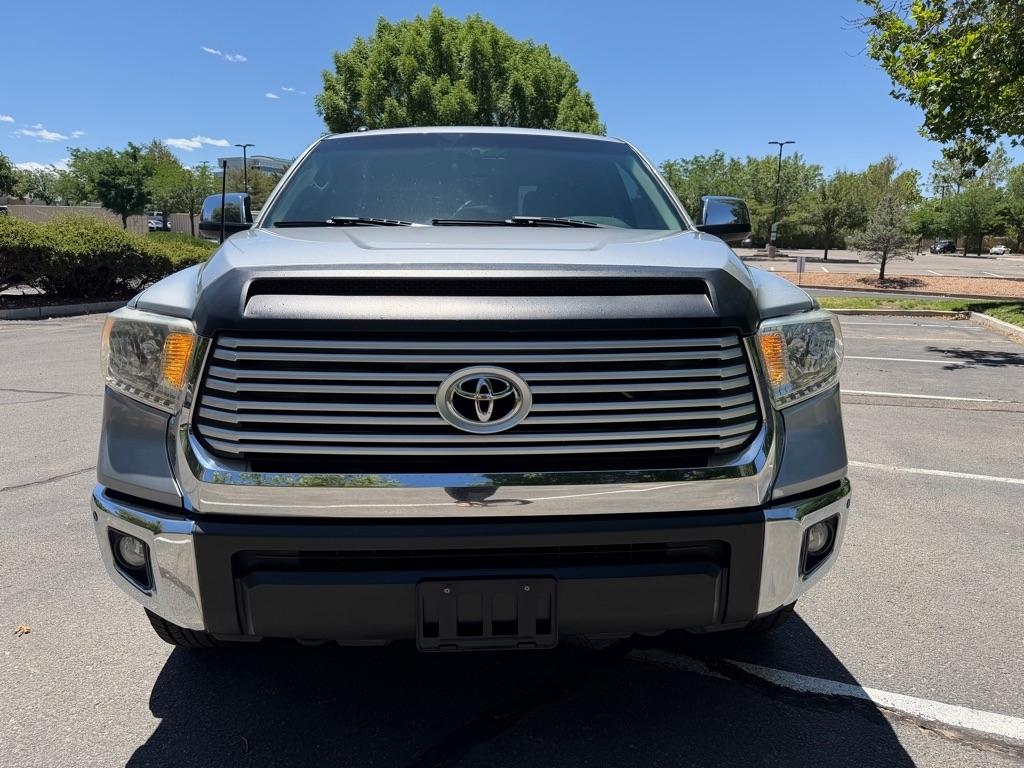 Toyota Tundra  2017