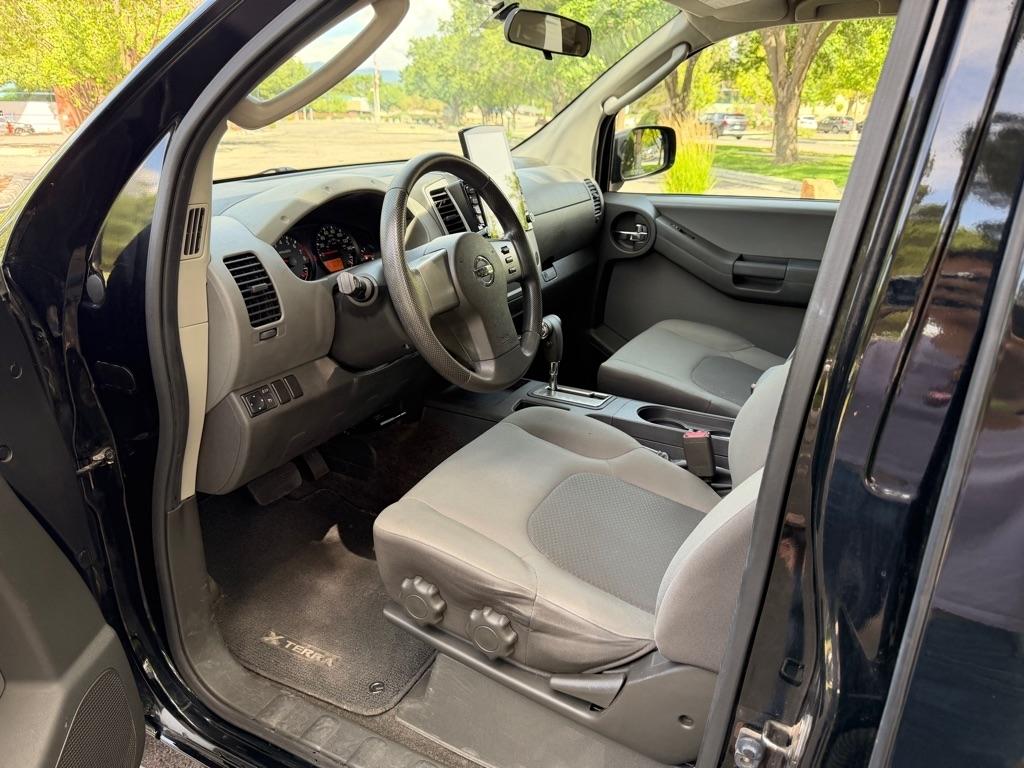 Nissan Xterra  2012