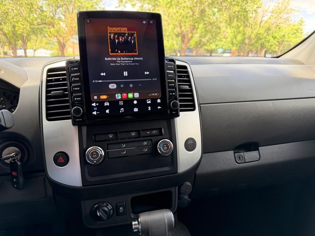 Nissan Xterra  2012