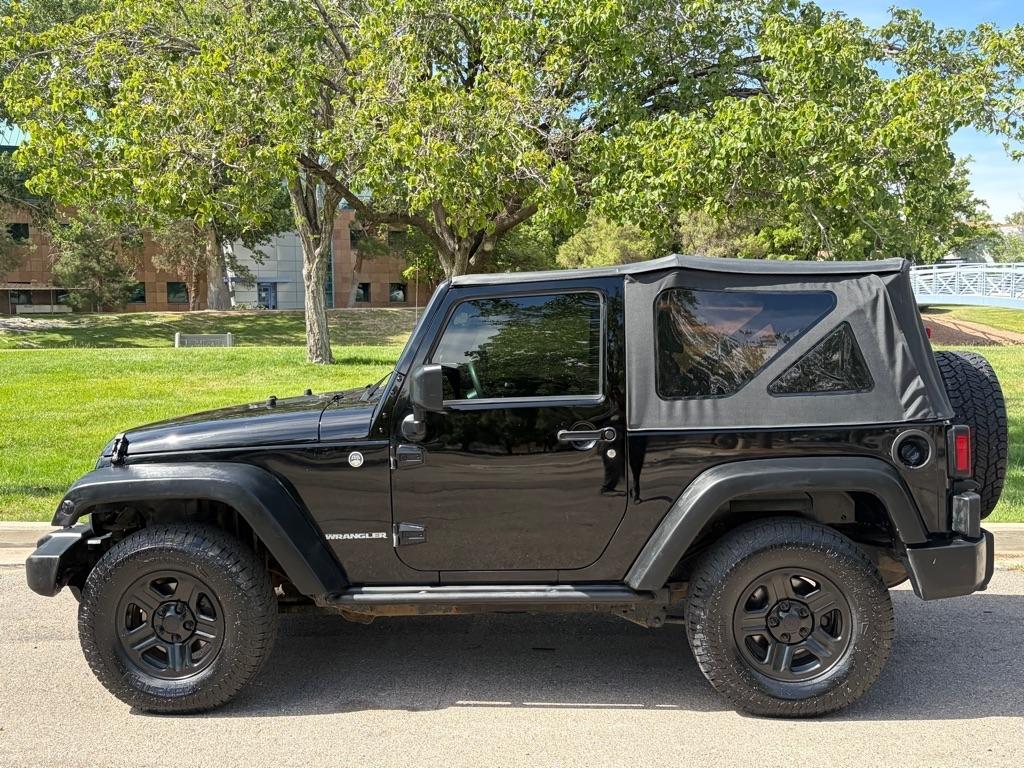 Jeep Wrangler  2011
