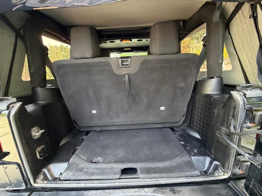 Jeep Wrangler  2011