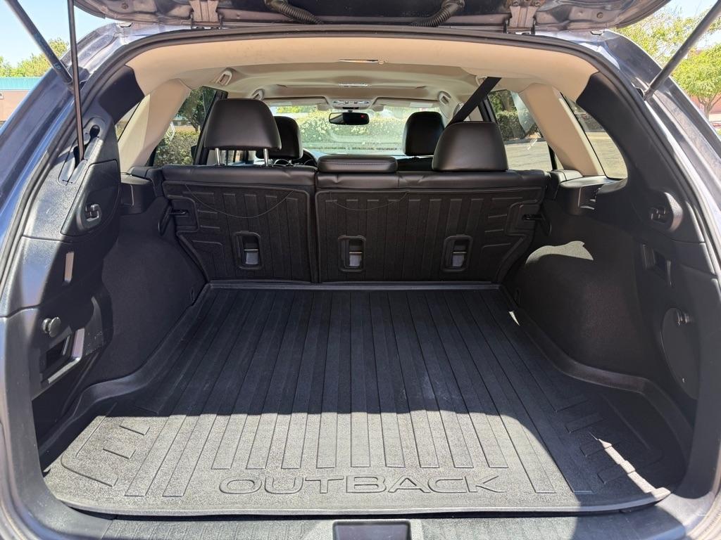 Subaru Outback  2015